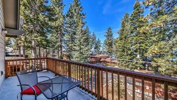 Nhà, nhiều giường (Lv12: luxury villa walk to the Beach) | Khuôn viên nơi lưu trú