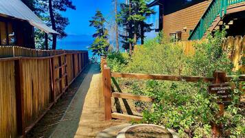 Nhà, nhiều giường (Lv12: luxury villa walk to the Beach) | Khuôn viên nơi lưu trú