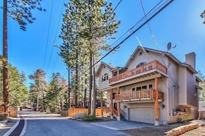 Hus - flera sängar (Lv12: luxury villa walk to the Beach) | Exteriör