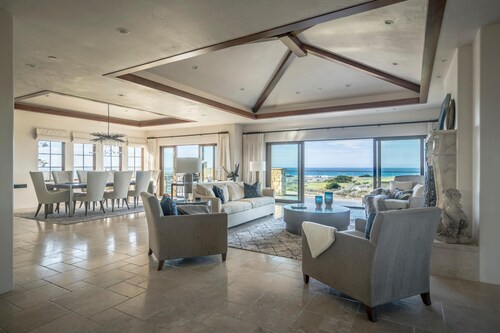 Lx14: Luxury Golf Course Villa With 360 Ocean View
