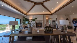 Villa, flere senger, havutsikt (LX14: Luxury Golf Course Villa with 3) | Eget kjøkken