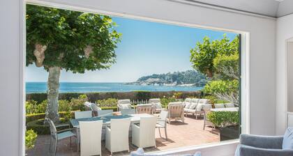 Lx2: 18th Hole Pebble Luxury Villa, 30 Day min