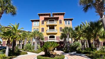 Condo, 3 Bedrooms | Exterior