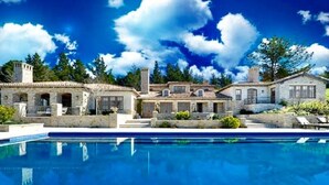 Villa, meerdere bedden (LX1 Chateau D' Renaitre Estate  - Car) | Zwembad
