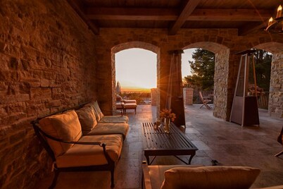 LX1 Chateau D' Renaitre Estate - Carmel-by-the-sea