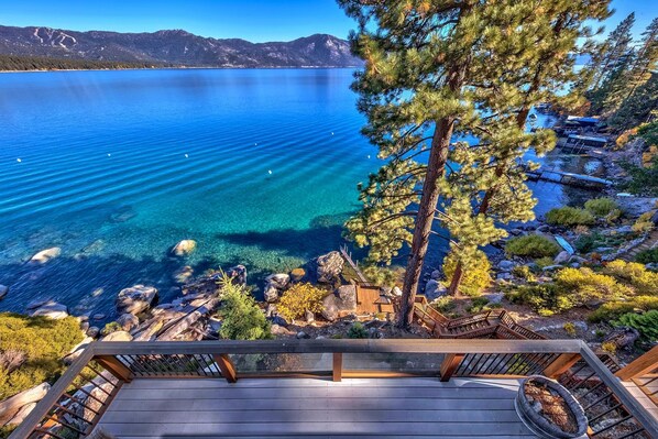 House, Multiple Beds (LX20: Luxury Lakefront Villa With Pri) | Property grounds