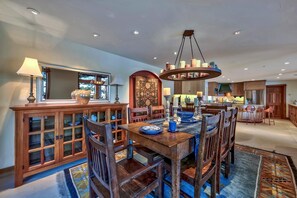 House, Multiple Beds (LX20: Luxury Lakefront Villa With Pri) | Dining