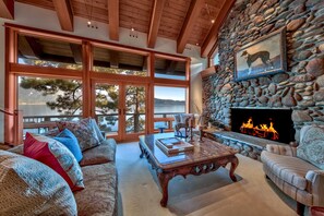 House, Multiple Beds (LX20: Luxury Lakefront Villa With Pri) | Living area