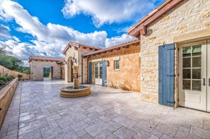 Villa, Multiple Beds (LX15 Vue de l'ocean Oceanview French ) | Terrace/patio