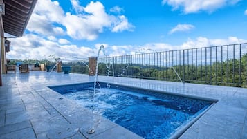 Villa, Multiple Beds (LX15 Vue de l'ocean Oceanview French ) | Pool