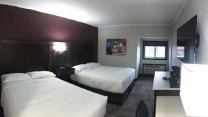 Deluxe Double Room | Katil Tempur-Pedic, meja, ruang kerja komputer riba 