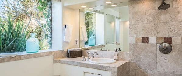 Villa, Multiple Beds (LX22: Luxury Estate Carmel By The Sea) | Bathroom