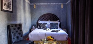 Traditionele tweepersoonskamer (Ayyur) | Luxe beddengoed, een bureau, verduisterende gordijnen, gratis wifi