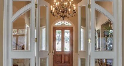 Lx33: Luxury Vacation Villa On Pebble Beach With Pool