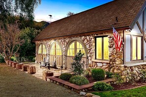 Exterior - LX3 Renaissance Carmel Valley Villa Pool and Spa (Carmel Valley)