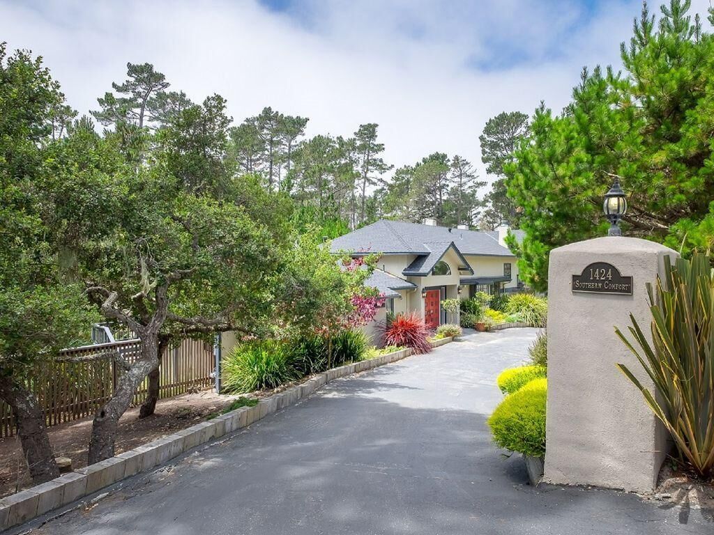 House, Multiple Beds (LX55: Golfer's Delight Pebble Beach) | Exterior