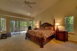 House, Multiple Beds (MV16 : Bear Lair Estate With Hot Tub) | 6 bedrooms - Mv16 : Bear Lair Estate With Hot Tub (South Lake Tahoe)