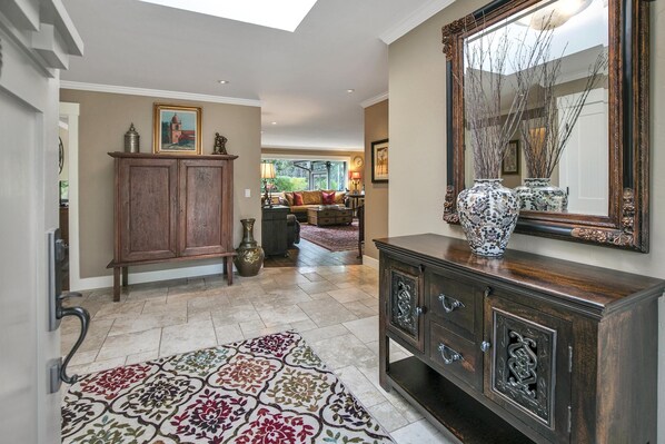 Interior - Lx47: Pebble Garden Retreat Home With Modern Kitchen (Pebble Beach)