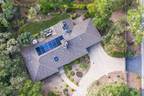 Nhà, nhiều giường (LX47: Pebble Garden Retreat Home With) | Ngoại thất
