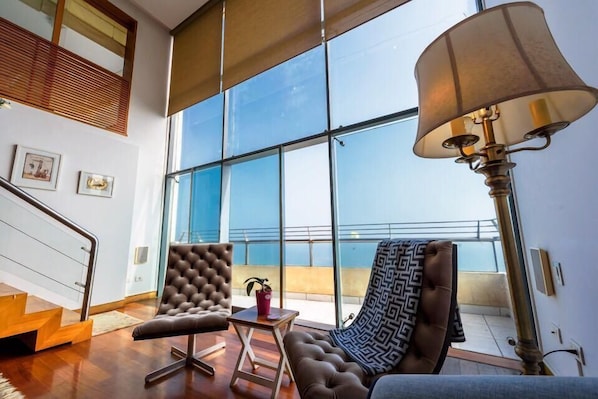 Apartment, Multiple Beds, Ocean View (MV15 Ocean View Miraflores) | Living room | TV
