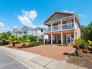 House, 3 Bedrooms | Exterior
