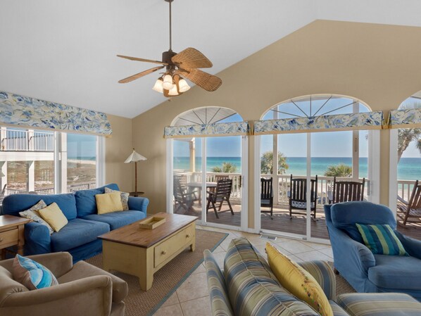 Talo, 4 makuuhuonetta | Olohuone