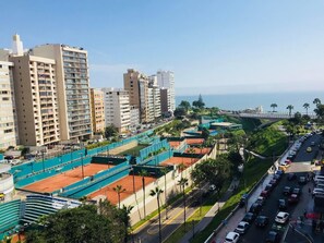 House, 2 Queen Beds (MV5: Perfect Couples Retreat With Oce) | Exterior - Mv5: Perfect Couples Retreat With Ocean and City View (Lima)