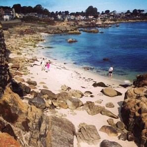 House, Multiple Beds (MV6: 30 night minimum Lover's Point M) | Beach | Beach nearby