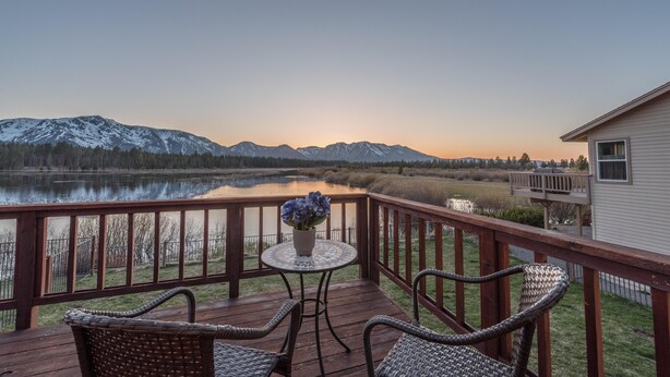 Casa, varias camas (MV1: Mount Tallac Estate 010630) | Balcón