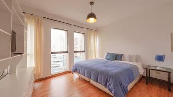 Condo, Multiple Beds (MV7 Condo Near Larcomar) | 4 bedrooms, premium bedding, iron/ironing board, free WiFi