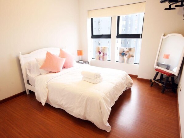 Apartment, Multiple Beds, Ocean View (MV9 View Close to Ocean) | 4 bedrooms, iron/ironing board, WiFi, bed sheets - MV9 View Close to Ocean (Lima)