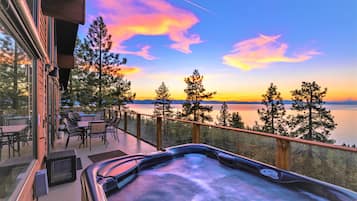 Villa, Multiple Beds, Lake View (LX10: Lake View Jewel Estate With Poo) | Outdoor spa tub