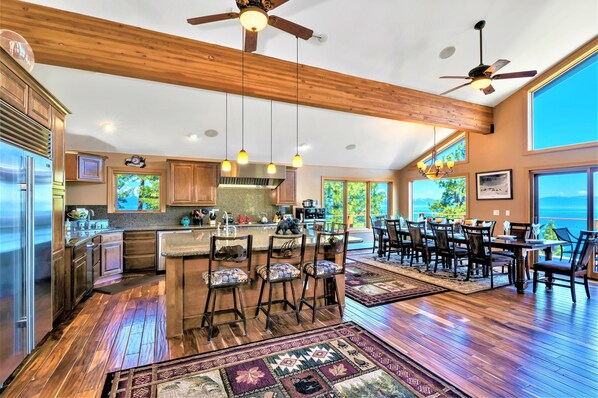 Villa, Multiple Beds, Lake View (LX10: Lake View Jewel Estate With Poo) | Private kitchen | Fridge, oven, highchair
