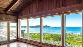 Villa, Multiple Beds (LX5: Ocean Front Villa) | Living room