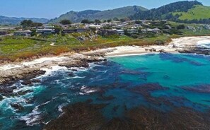 Villa, varias camas (LX5: Ocean Front Villa) | Playa | En la playa