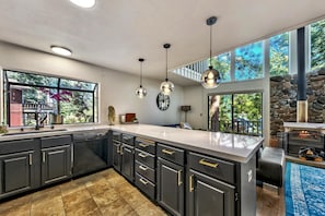 House, Multiple Beds (Mv49 Lake Tahoe a block from the Cave) | Private kitchen | Fridge, microwave, dishwasher, toaster