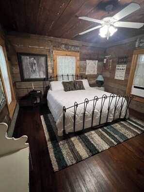 2 bedrooms, bed sheets