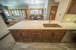 Premier Condo, 3 Bedrooms, Hot Tub, Resort View (Chateaux DuMont2704) | Exterior - Chateaux Dumont2704 (Keystone)