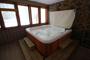 Condo Premier, 3 phòng ngủ, bồn tắm nước nóng, quang cảnh resort (Chateaux DuMont2704) | Bồn tắm spa riêng