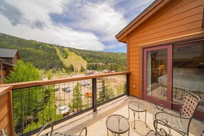 Condo Premium, 3 habitaciones, balcón, vista a la montaña (Springs 8911) | Vista desde la habitación