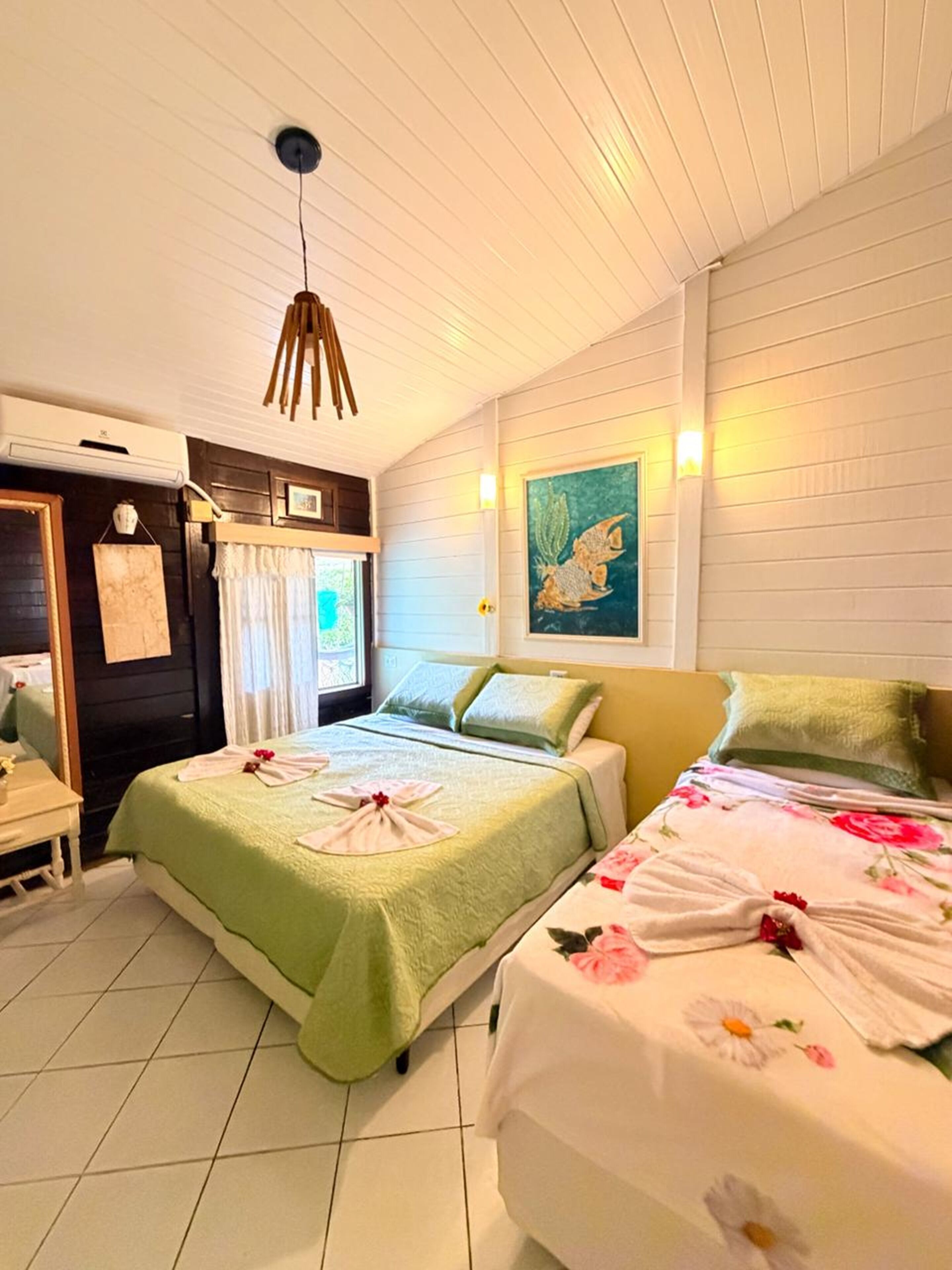 Triple Room | In-room safe, blackout drapes, iron/ironing board, free WiFi