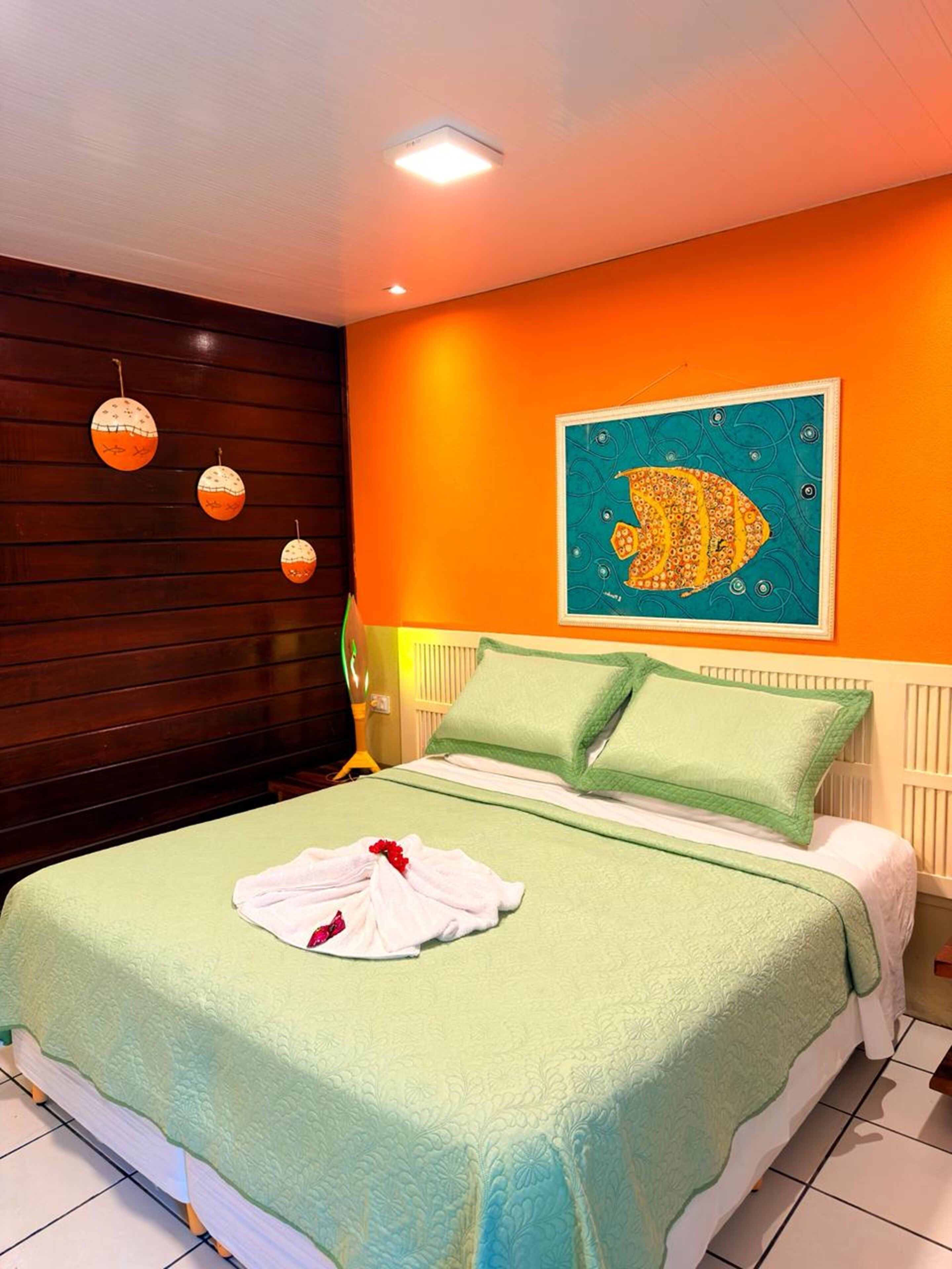 Double Room | In-room safe, blackout drapes, iron/ironing board, free WiFi