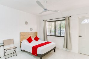 Minibar, individually decorated, individually furnished, free WiFi - Hotel Casa Ariana (Bacalar)