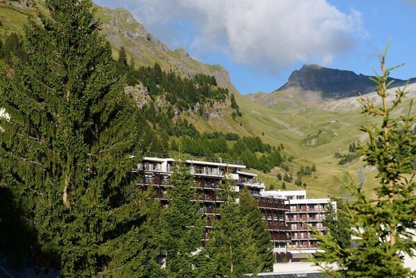 Exterior - Wifi, ski-in/ski-out & foot of the slopes, fitness, swimming pool, balcony, tv, ski locker, 55m² (Flaine)