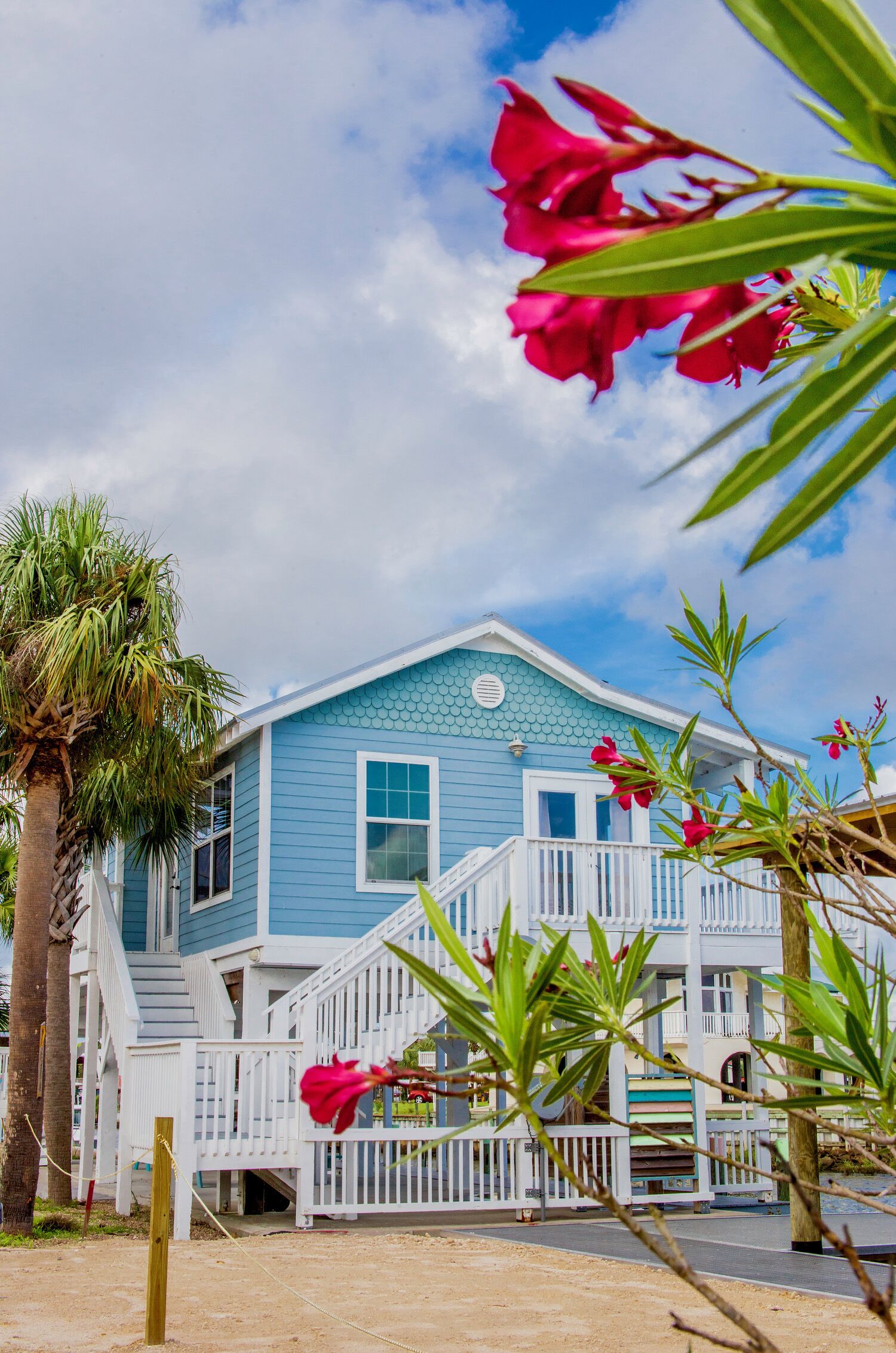 Gulf front location with amazing sunrise view-direct access on deep water canal!