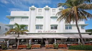 Exterior - Spacious, Elegant,  1 Bdrm Dreamy Escape On Ocean Drive (Miami Beach)