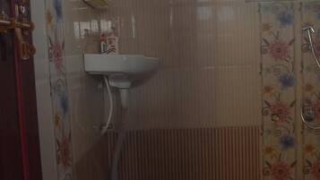 Basic Shared Dormitory | Bathroom | Shower, towels