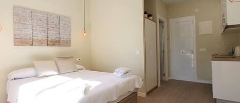 1 soveværelse, strygejern/strygebræt, internetforbindelse, sengetøj