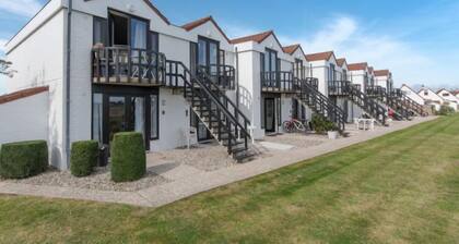 Dina with parking and shared pool by Interhome