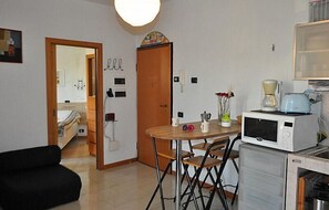 1 bedroom, iron/ironing board, free WiFi, bed sheets - Flatinrome Fiera 2 Nice two roomed Fiera di Roma (ROMA)